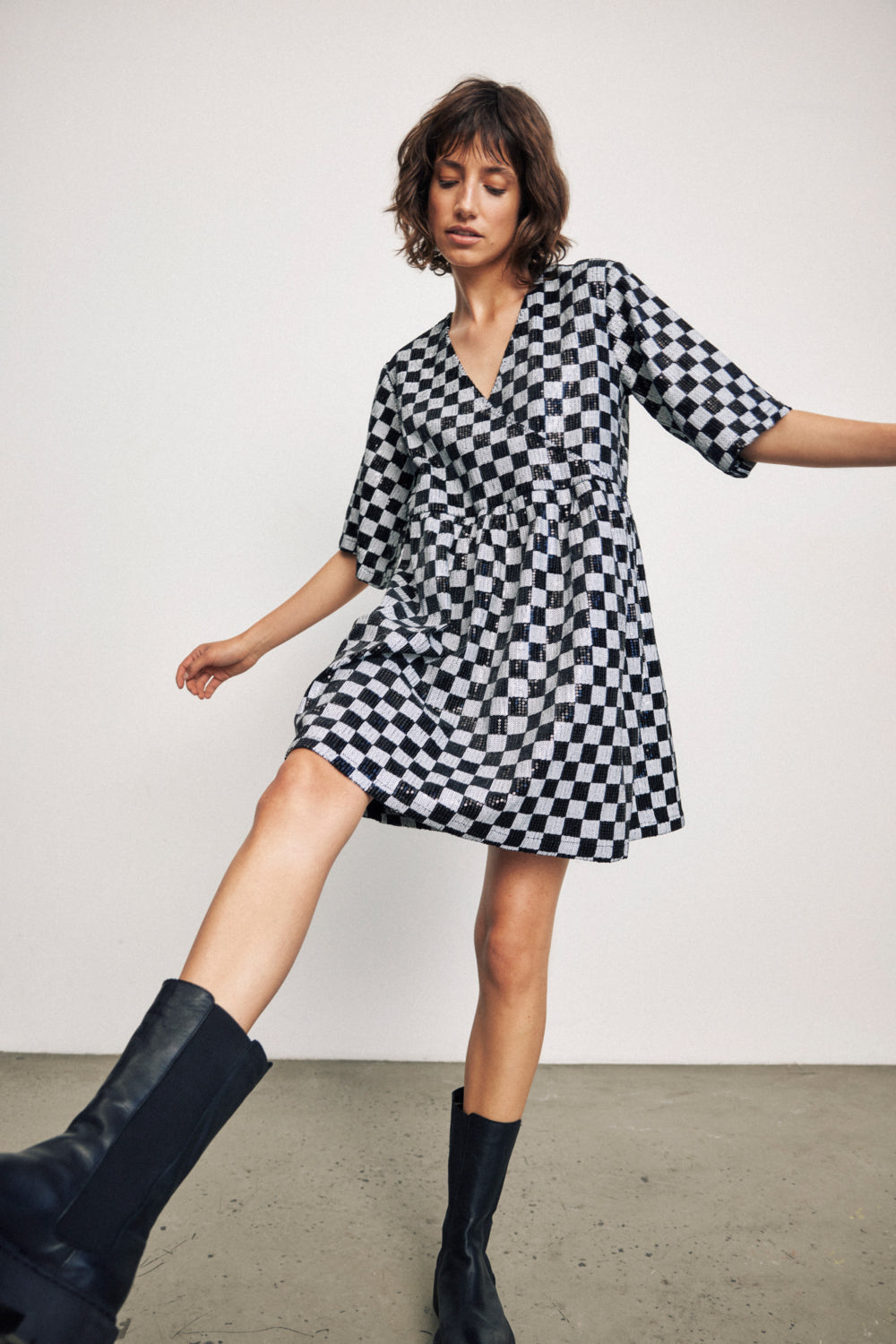 VICHECKY Dress - Black